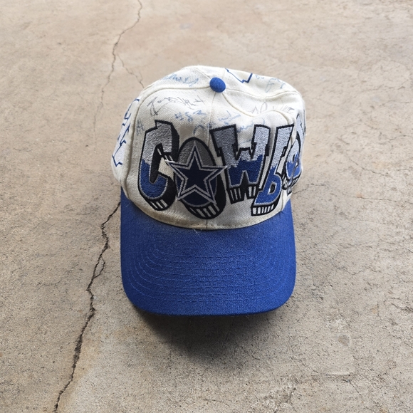 Vintage Dallas Cowboys Graffiti NFL Pro Shop Snapback Hat
